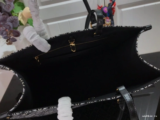 WIS GM VUITTON LOUIS ONTHEGO SINCE 1854 1022